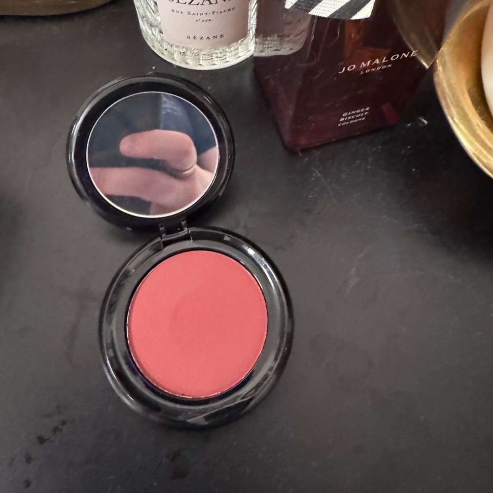 Marc Jacobs O! Mega Gel to Powder Eyeshadow - Picture 2 of 3